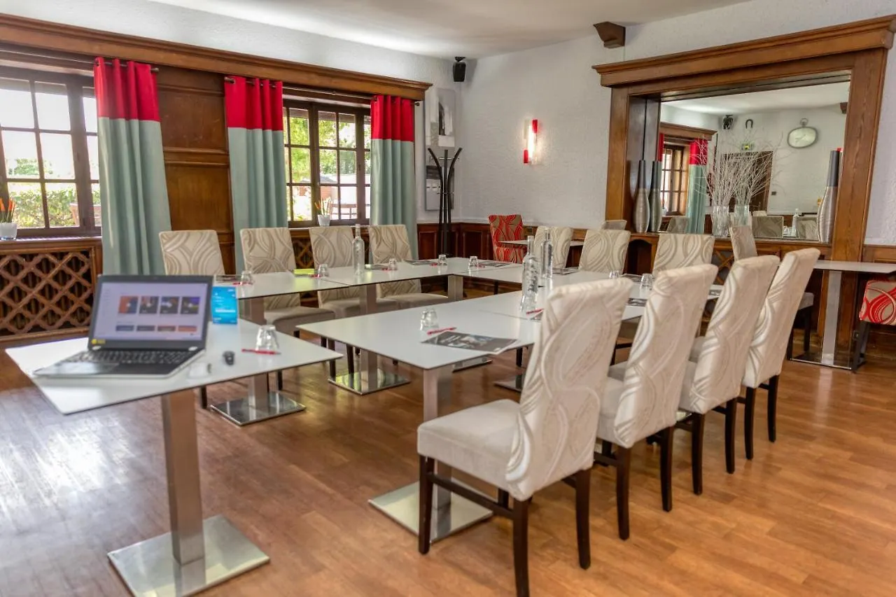 La Commanderie De Champarey Hotel Bourgoin-Jallieu 3*,