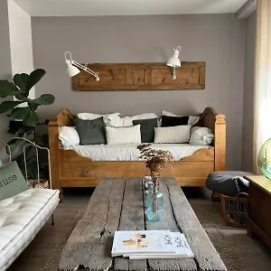 Les De Pauline Avec Et Climatisation Bed & Breakfast